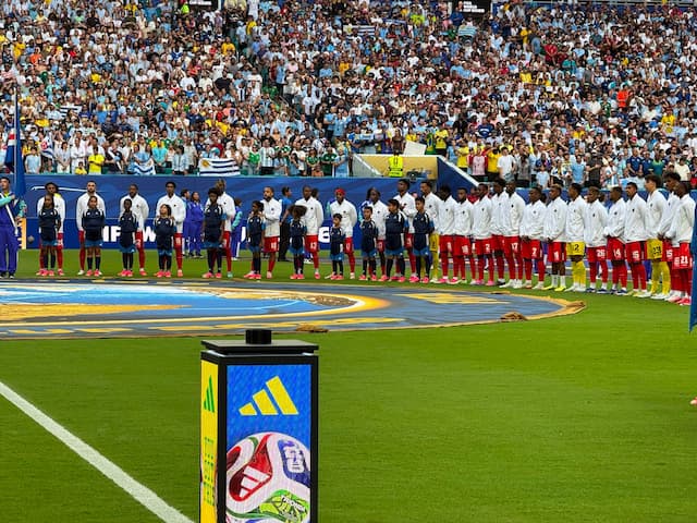 Cabo Verde  e Uruguai  emparam 2-2 na partida da segunda jornada do Grupo H do Mundiall
