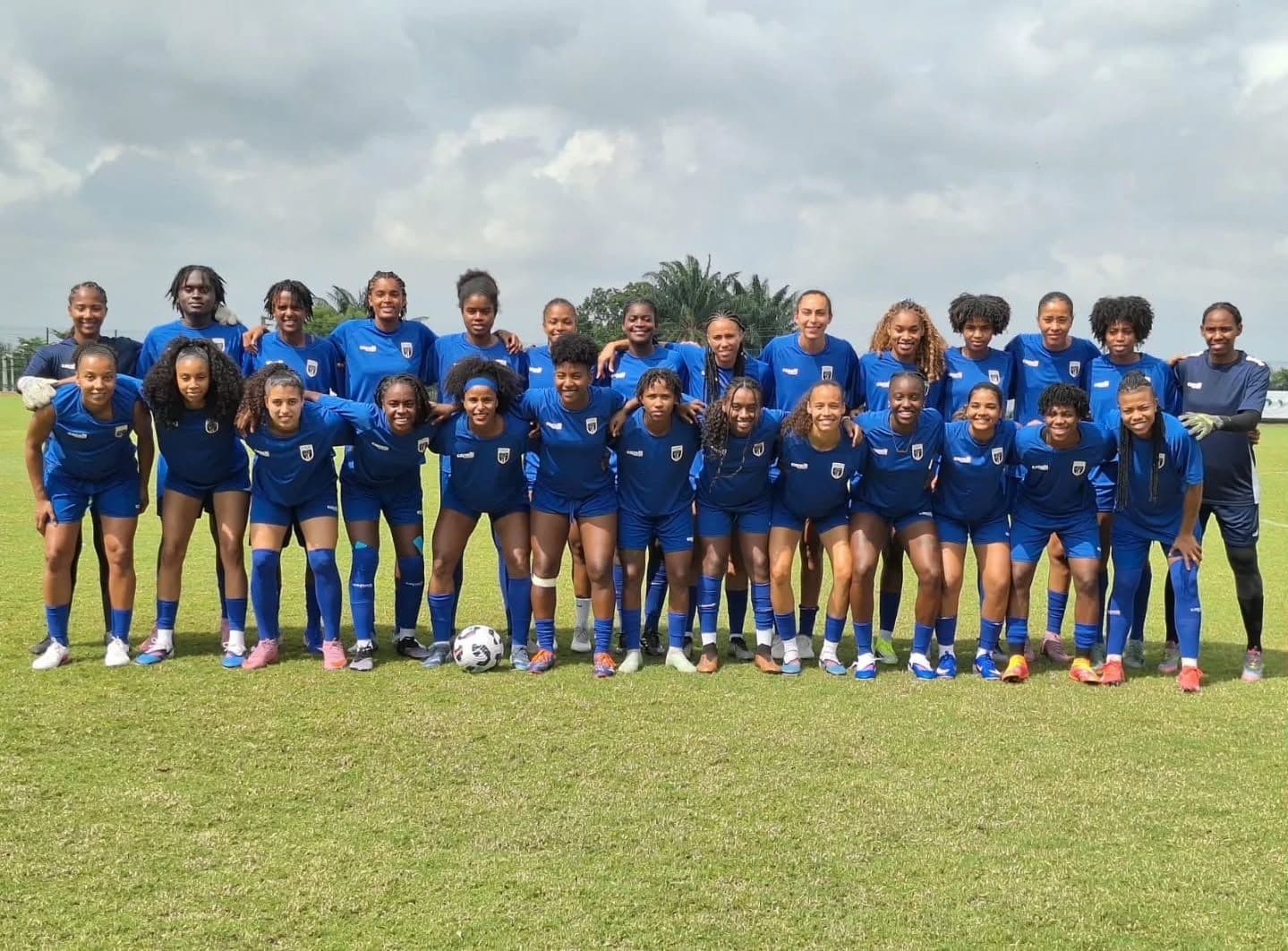 Seleção Nacional de Futebol Feminino realiza hoje o primeiro de dois particulares contra a Costa do Marfim