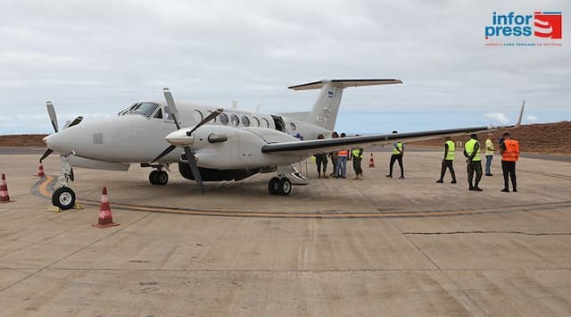 Cabo Verde prepara regulamentação da actividade aeronáutica militar e plano nacional de evacuação