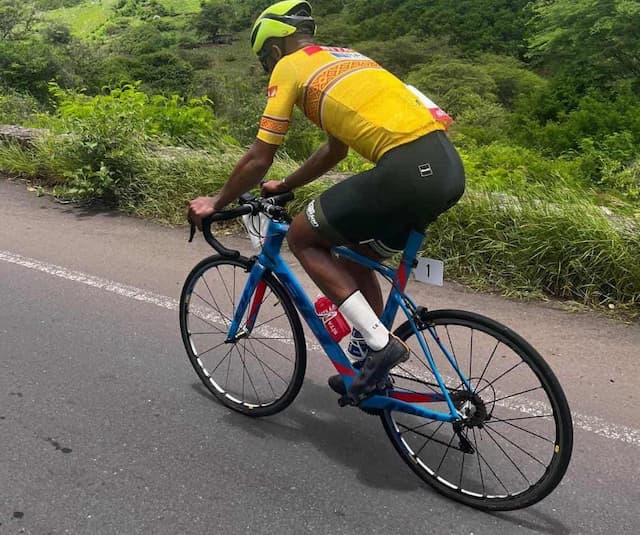 Ciclismo: Eliezer Soares do Sal  vence o Tour Santiago’2025