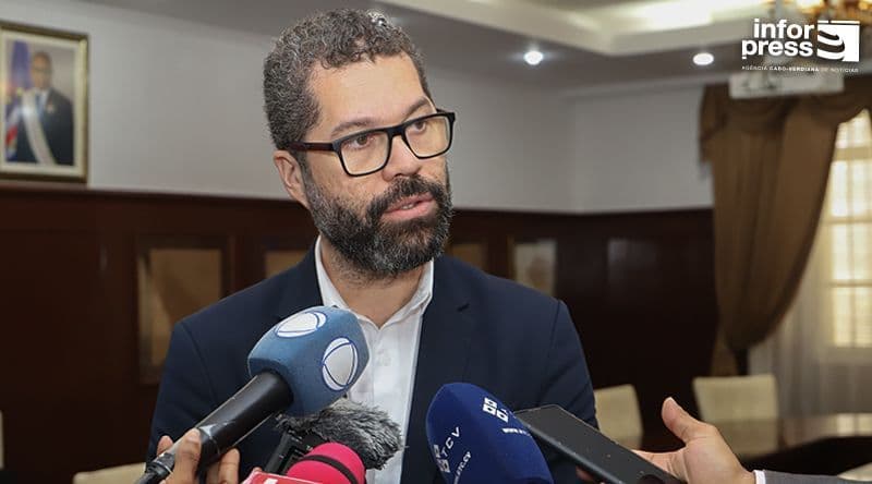 Confederação Africana de Futebol vai reunir no Sal cerca de 250 personalidades para projectar 2030