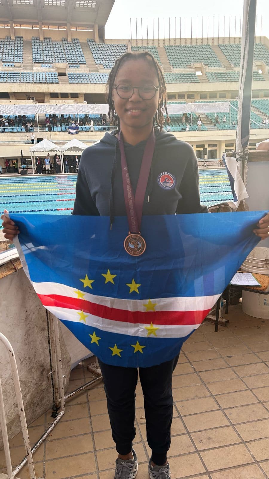 Cabo Verde sobe ao pódio no africanos de natação Junior, com a nadadora  Wilina jules-marthe a conseguir bronze nos 50 metros 