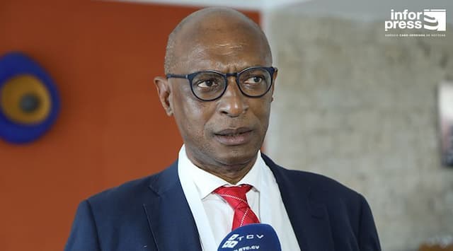 Futebol: Mário Semedo confirma recandidatura e entrega lista para eleições na FCF