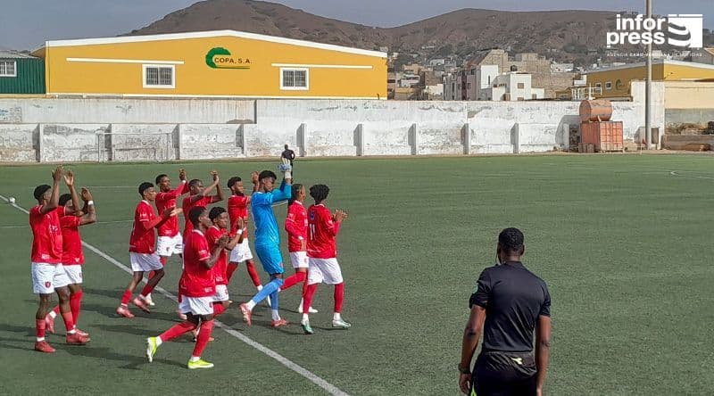 Futebol/São Vicente: Mindelense é bicampeão a três jornadas do fim do campeonato