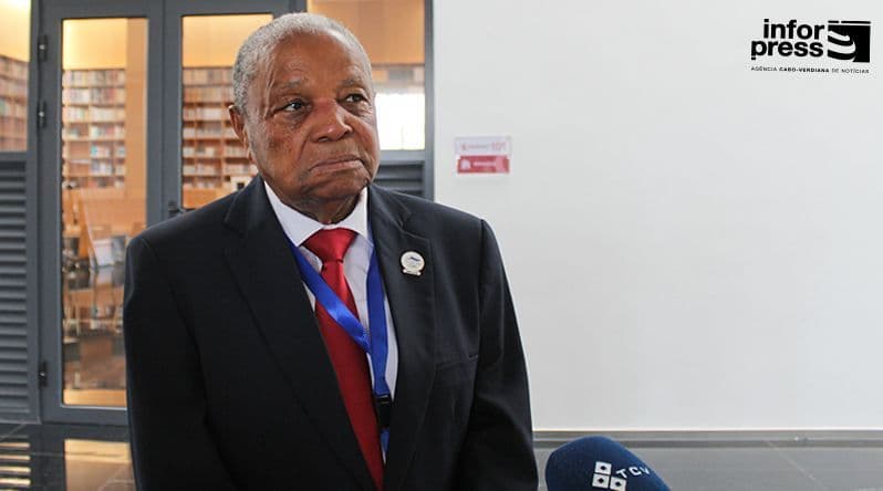 Orlando Mascarenhas destaca evolução do futebol cabo-verdiano e impacto social dos Tubarões Azuis