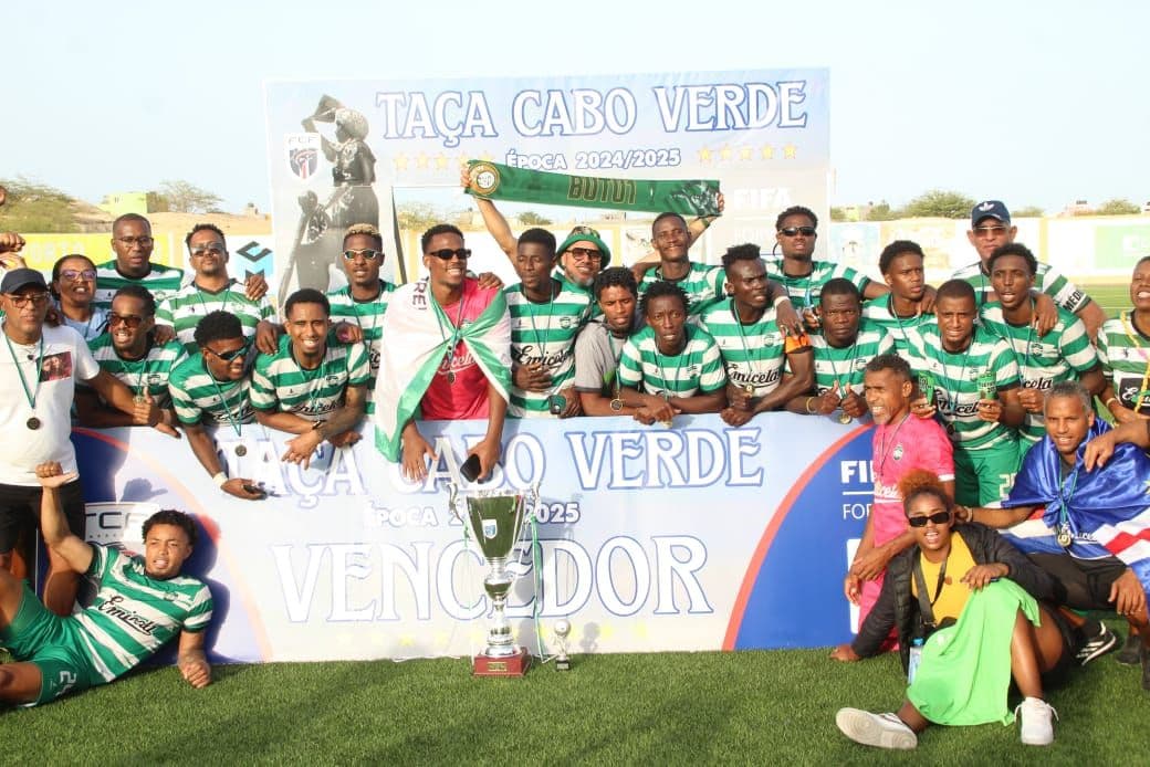 A terceira foi de vez: Palmeira vence Sal- Rei e conquista Taça de Cabo Verde