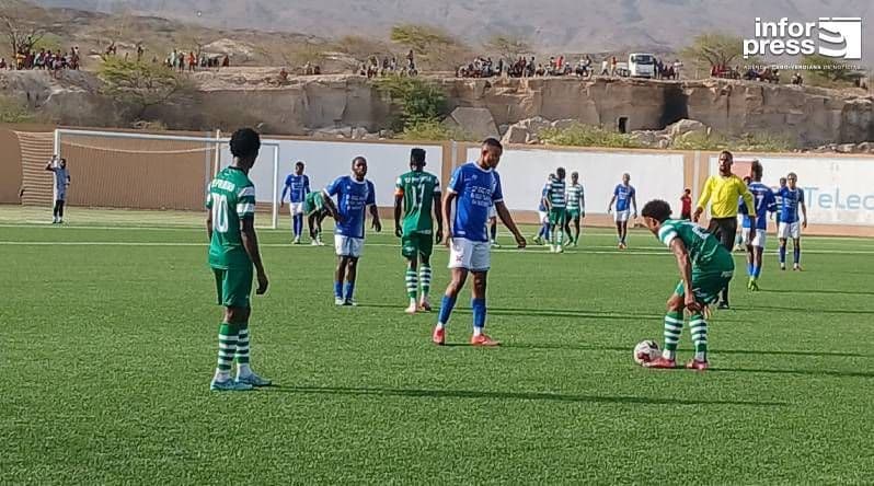 Campeonato de CV: Sanjoanenses e Palmeira empatam (0-0) na primeira mão das meias-finais
