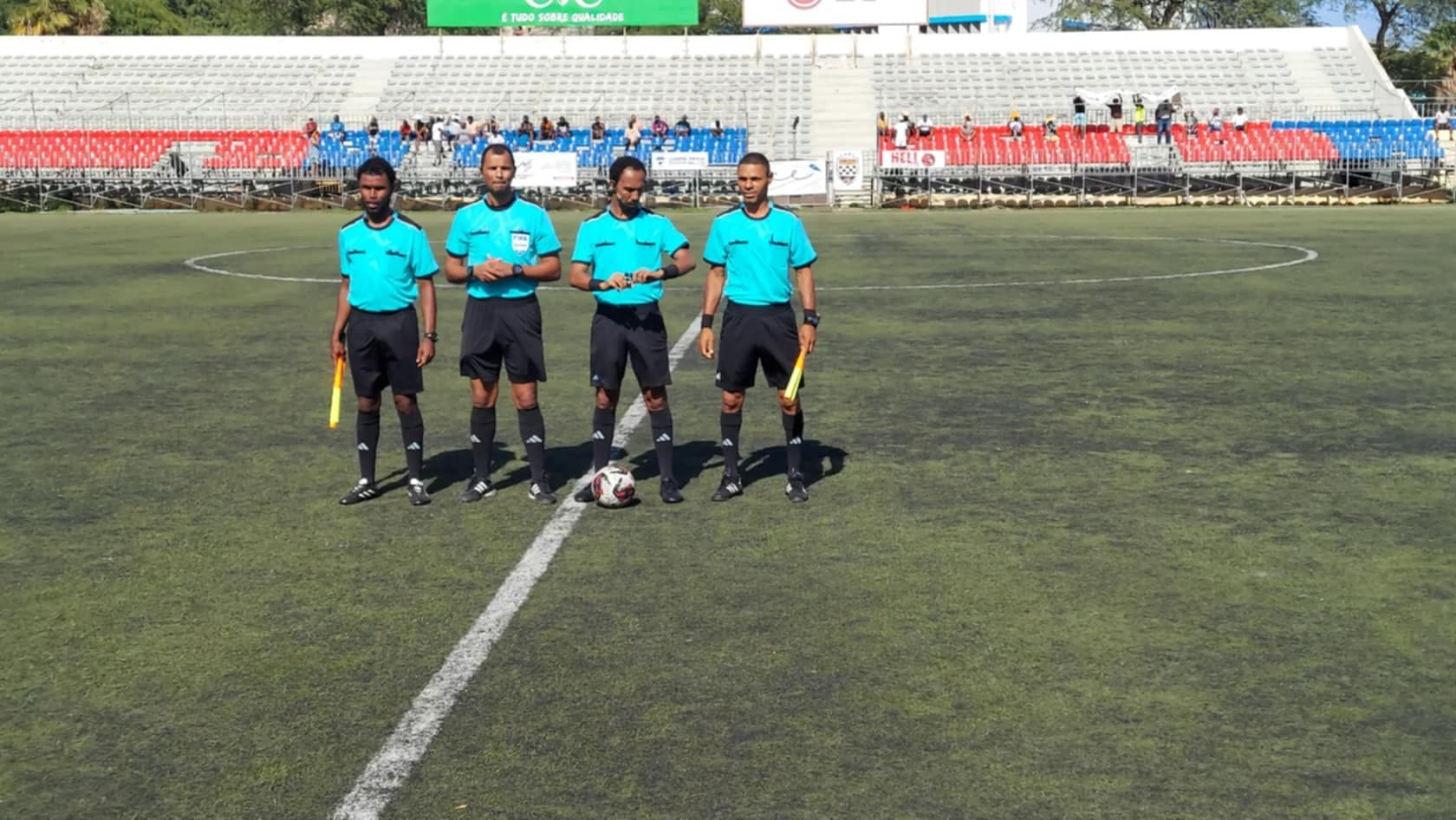  Leónidas  Lenine Barbosa da Graça e  Fabrício  Duarte Andrade Santos, são os os  árbitros para  jogos  da segunda mão das meias finais do nacional de futebol