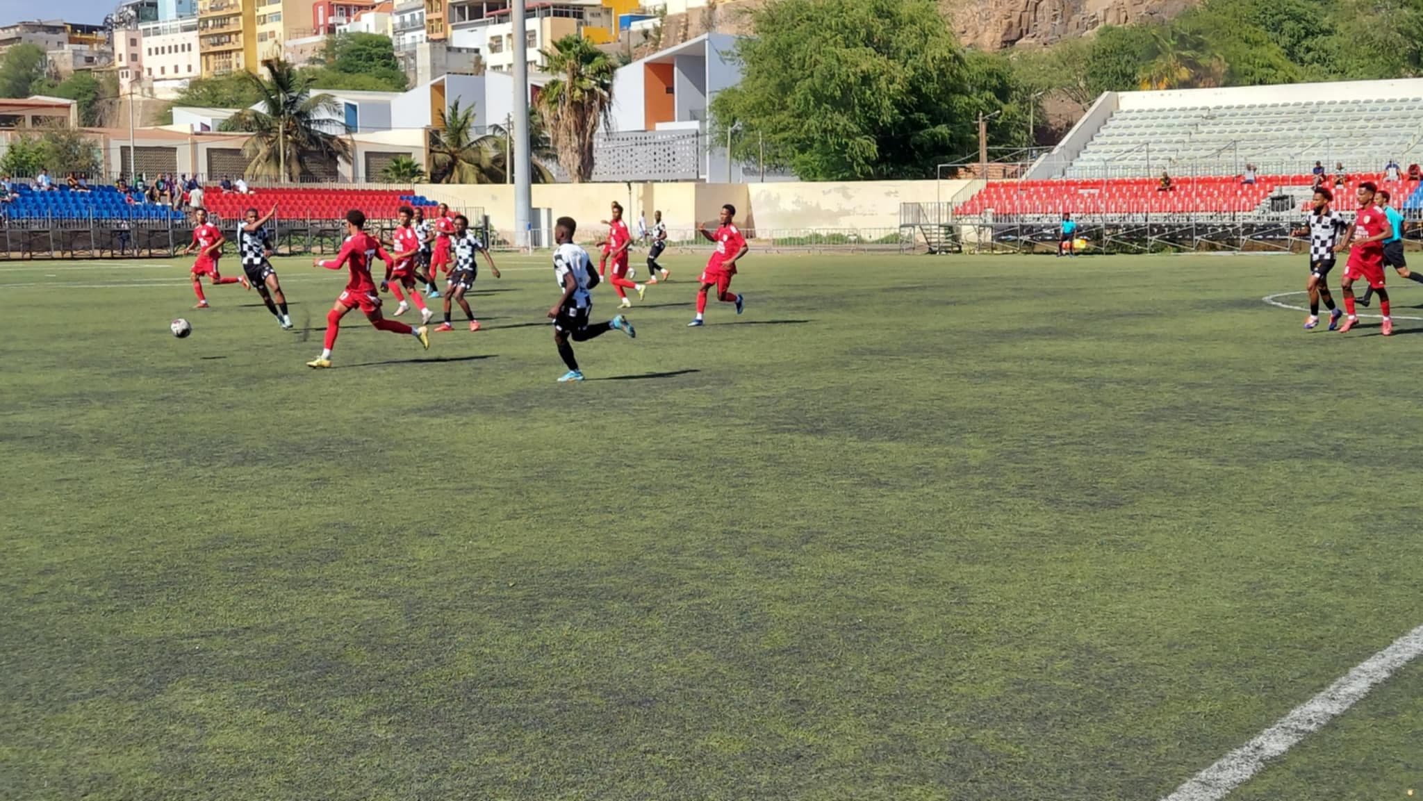 Já começou o Jogo Boavista x Ultramarina da 5ª Jornada do Campeonato Nacional de Futebol 