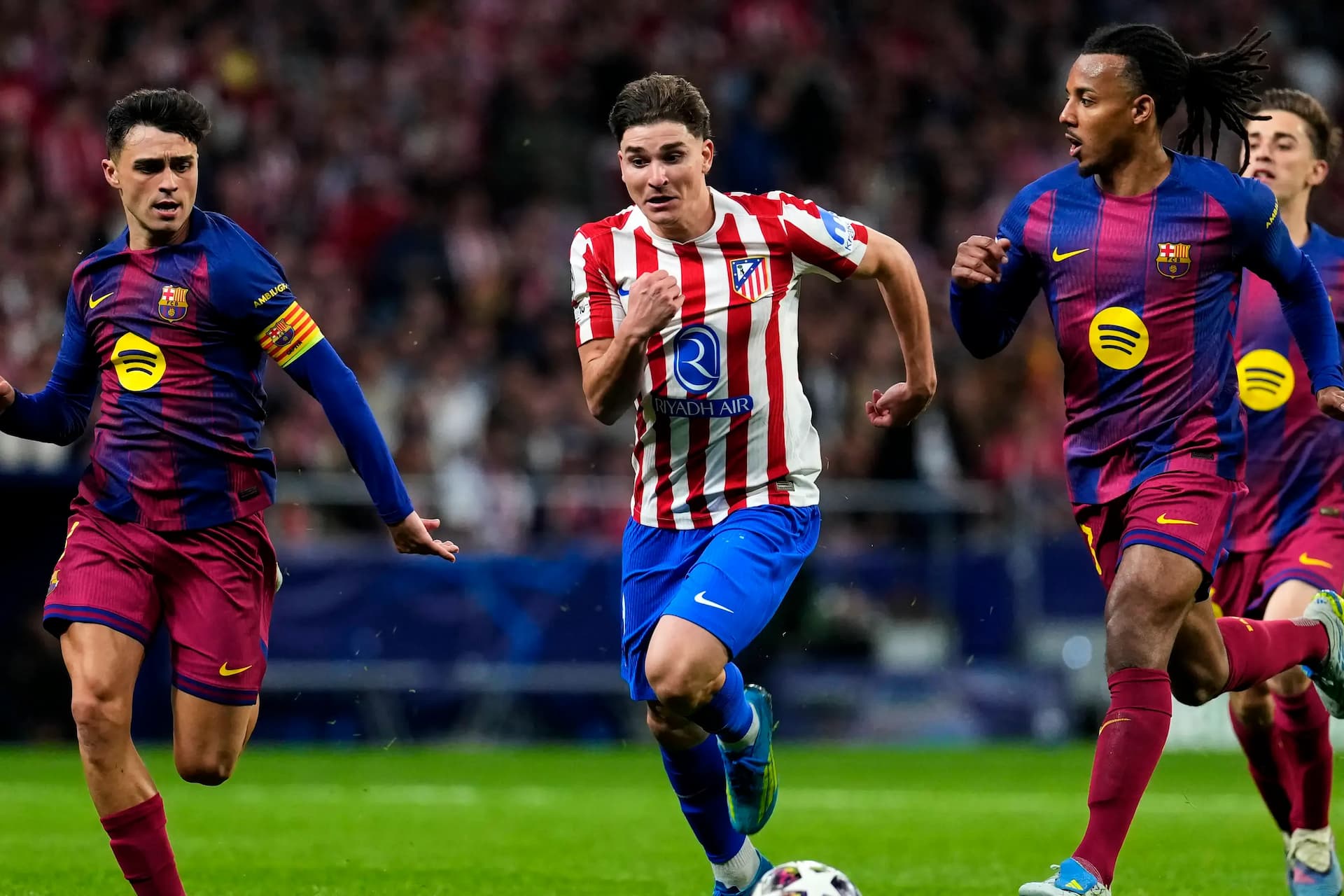 Bomba em Espanha: Álvarez quer trocar o Atlético pelo Barcelona