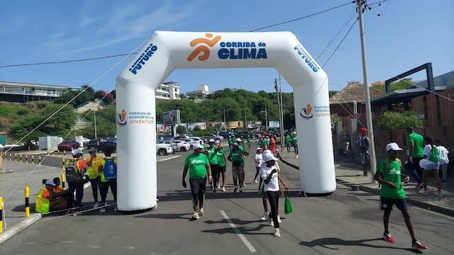 IDJ realiza na Praia Marcha e Corrida sobre Clima