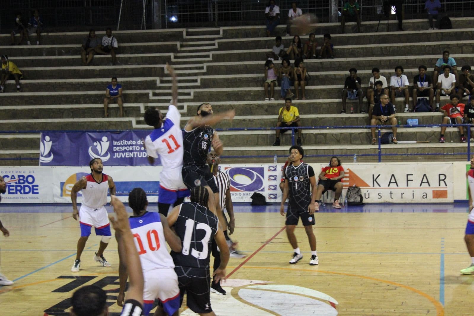 Campeonato Sénior Masculino de Basquetebol: Pantera Negra do Sal inicia com vitória