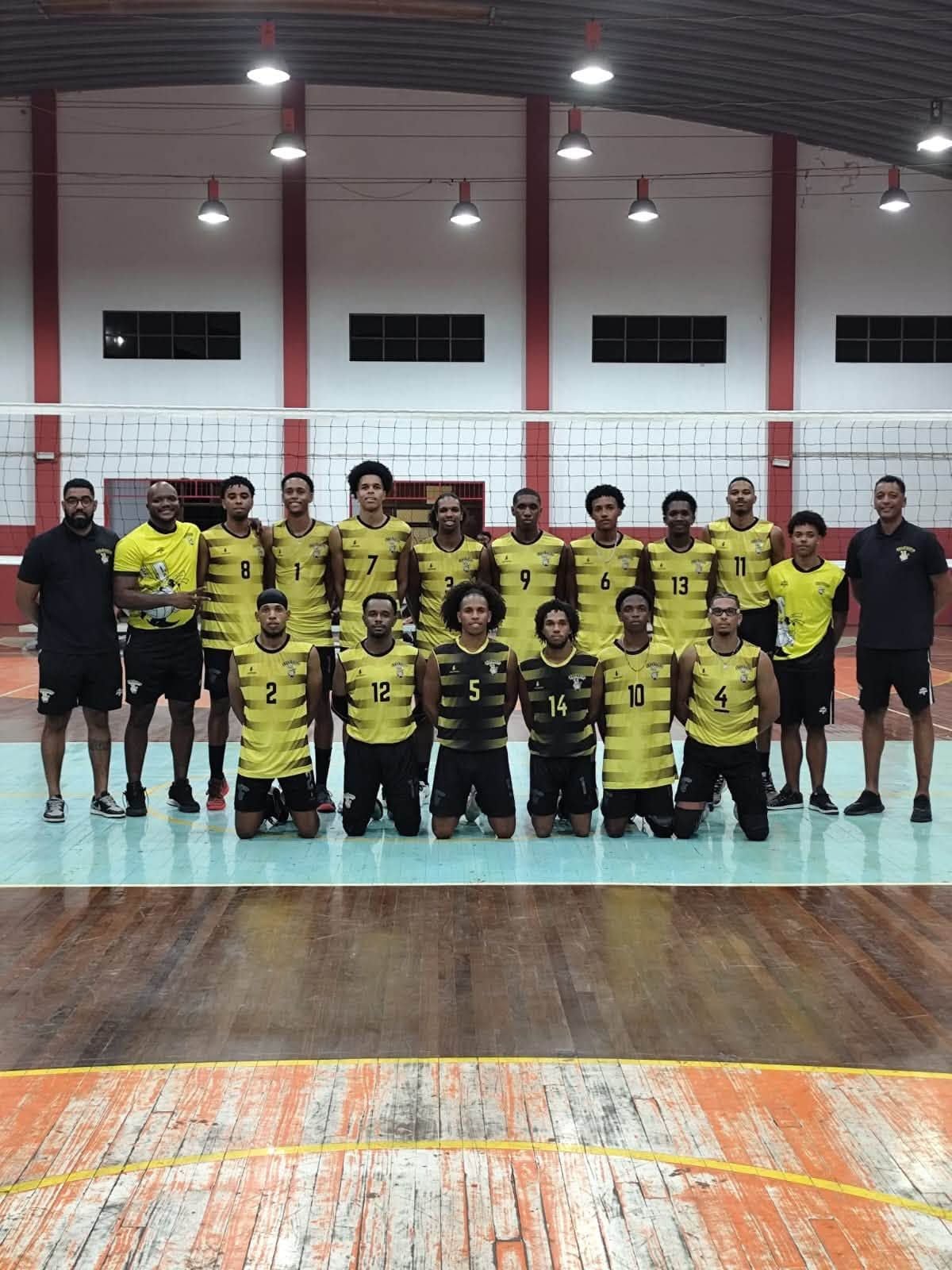 Atlético do Mindelo perde frente ao Desportivo de Fonte Francês , duelo entre equipas de São Vicente  no Nacional de Voleibol