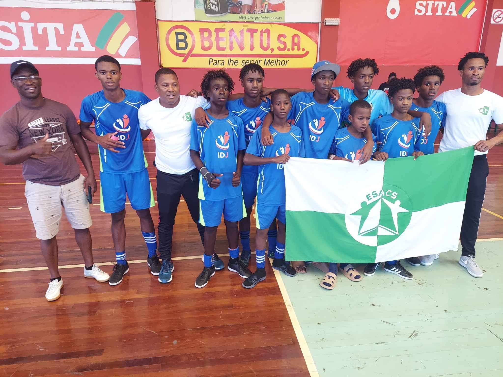O.D.Escolar 2025 em Mindelo: Escola Secundária Alfredo da Criuz Silva arrebata medalha de ouro no Futsal masculino