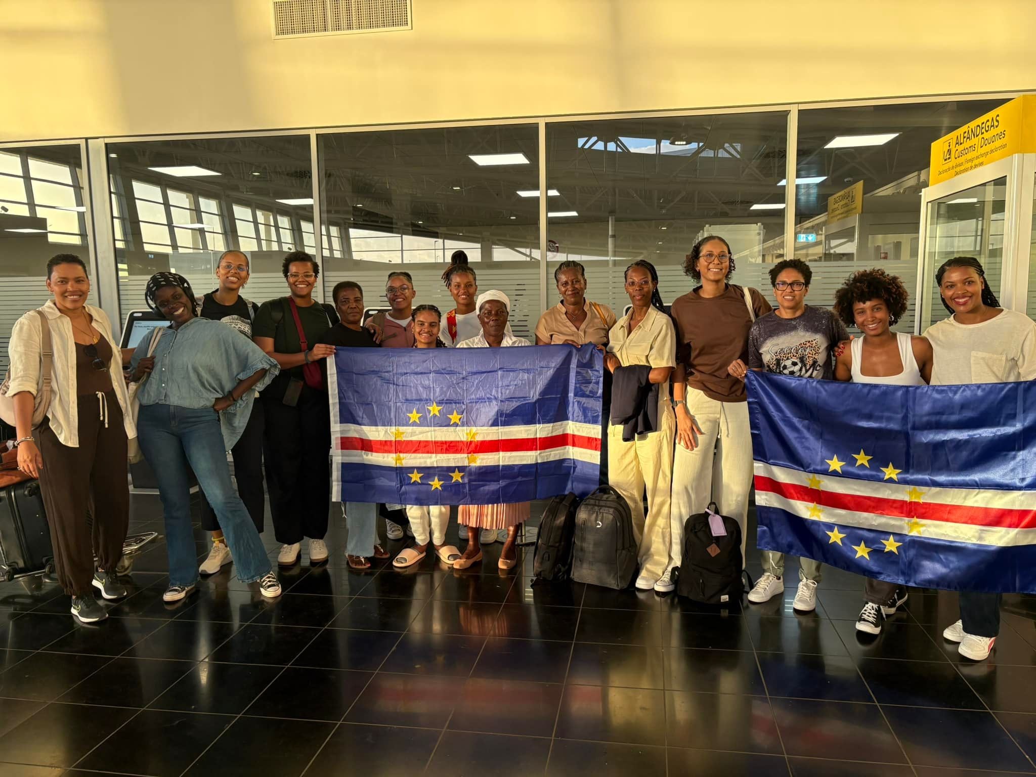 III Fórum Africano de ideias em Joanesburgo - Cabo Verde presente com 15 mulheres 