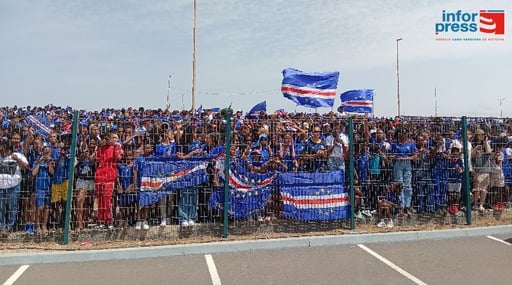 Cabo Verde comemora 51 anos de independência no dia em que recebe os Tubarões Azuis