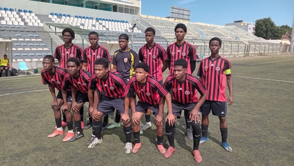 Futebol: EFIP e Bola P'ra Frente carimbam passaporte para final de Santiago Sul em sub-17