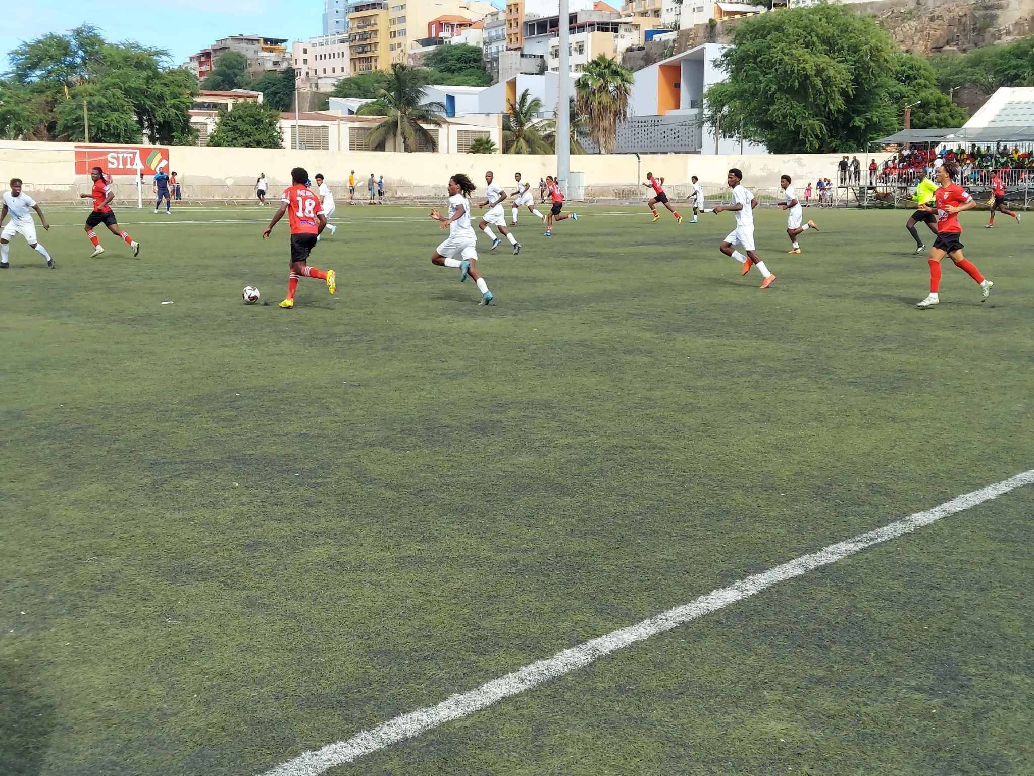   Resultados dos Campeonatos e Taças Futebol( 22 e 23 Fev)