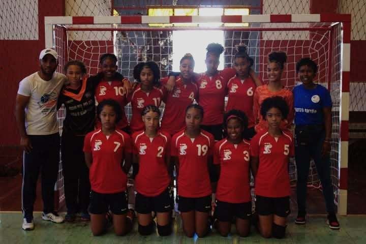 Liceu Suzete Delgado de Santo Antão ganha medalha de ouro nas olímpiadas do desporto escolar