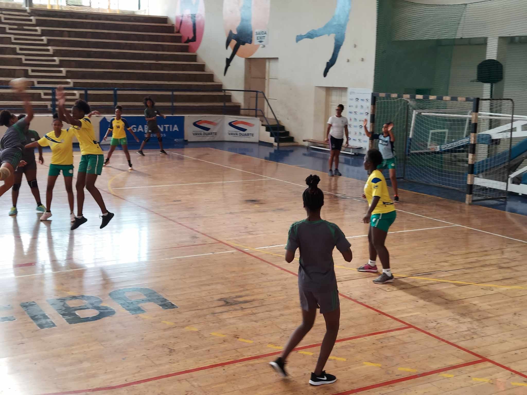 Torneio de Abertura Andebol de Santiago Sul arrancou com vitórias do Asa Stars(M)  da US(M) sobre os respectivos adversários