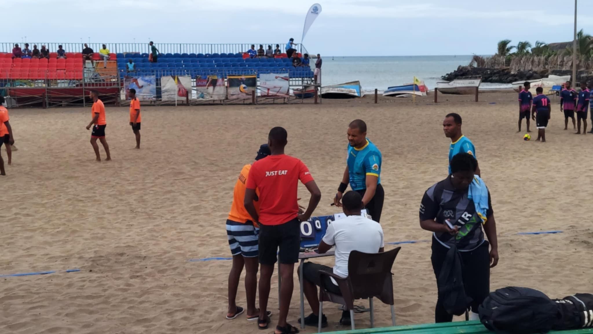 Prosseugem os jogos torneio futebol de praia Gamboa Games