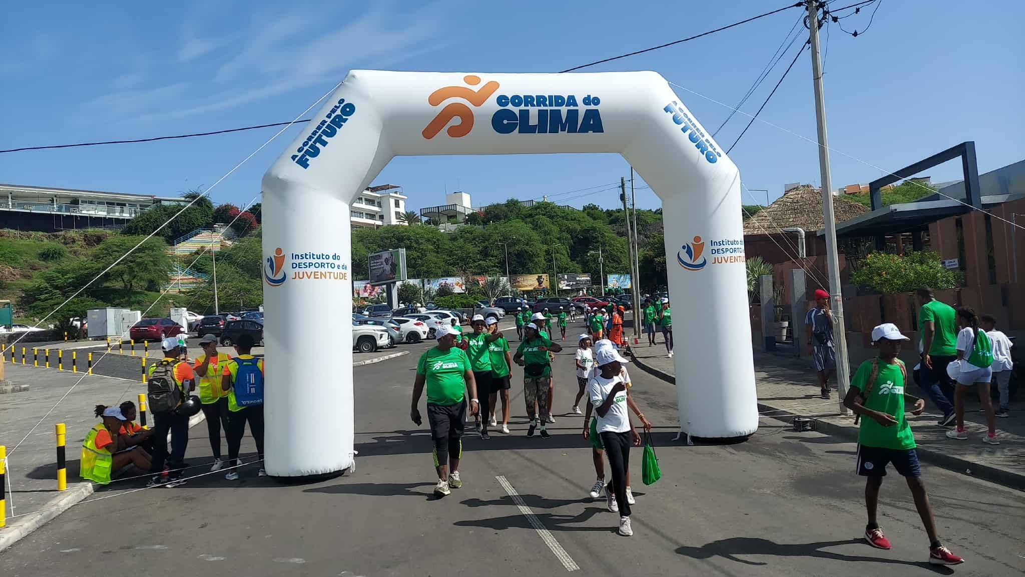 IDJ realiza na Praia Marcha e Corrida sobre Clima