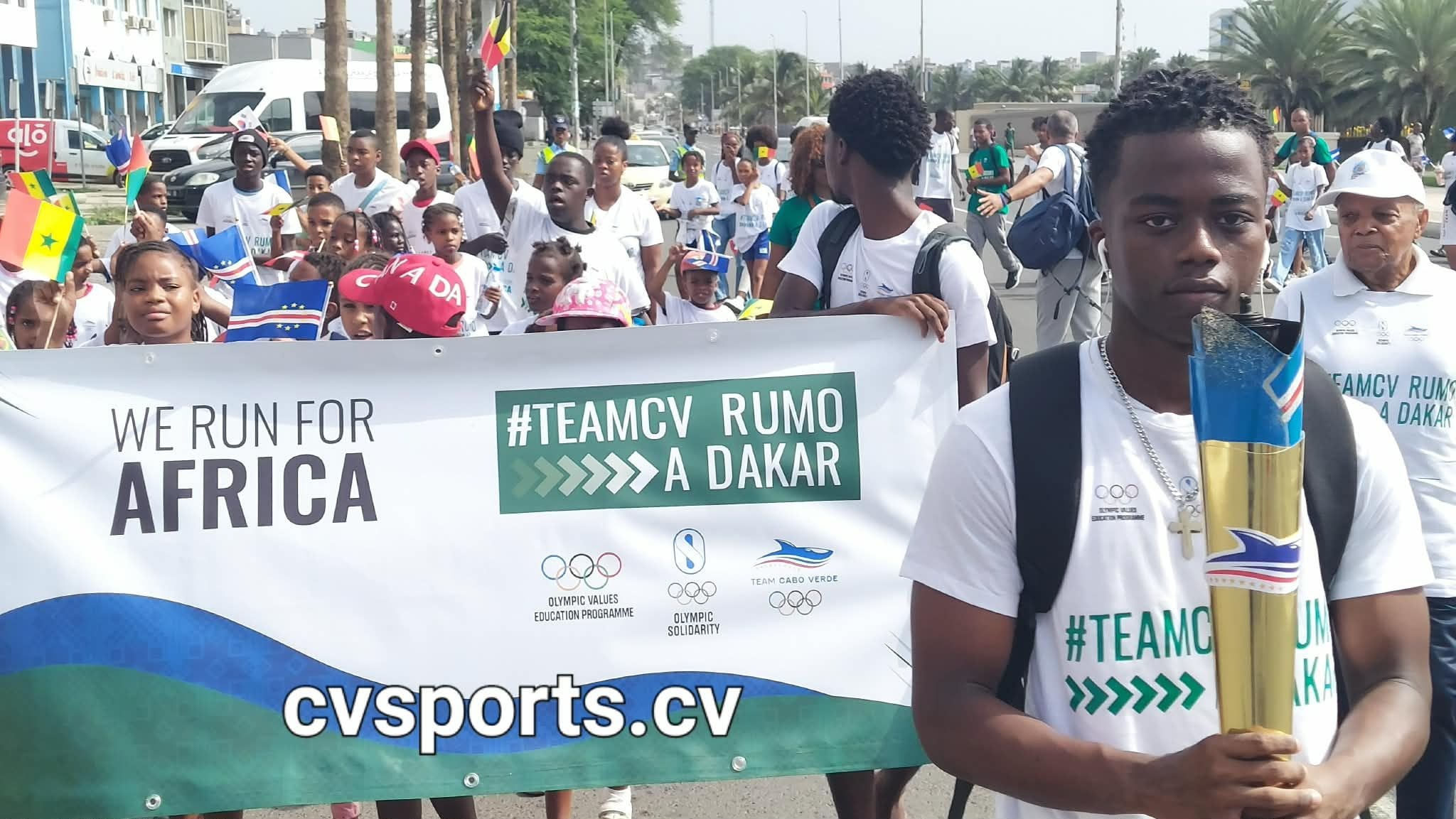 Flame Tour Cabo Verde mobiliza jovens na Praia na caminhada rumo a Dakar 2026