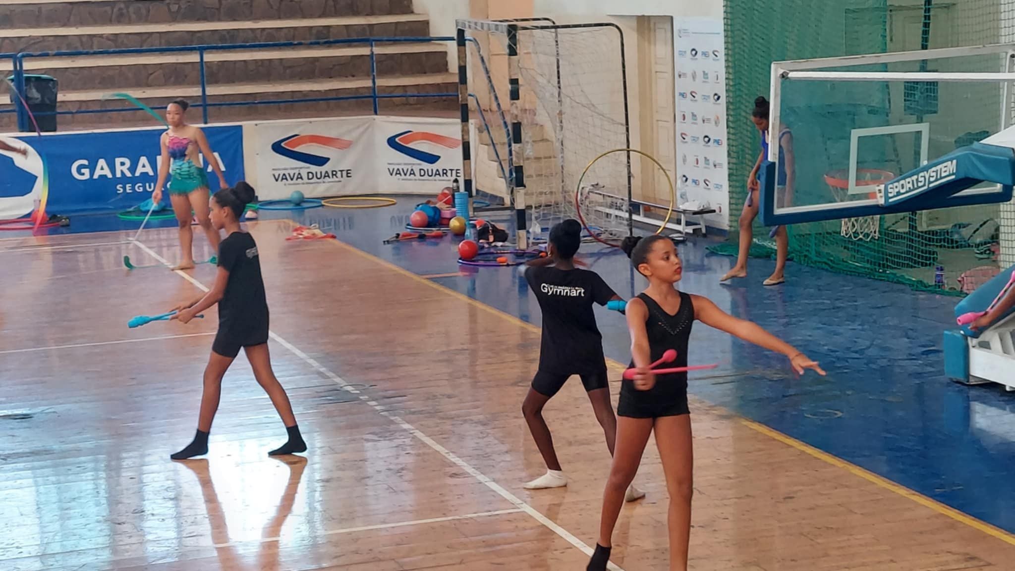 Pavilhao Vavá Duarte na Praia acolhe este Sábado o Campeonato Nacional de Ginástica.