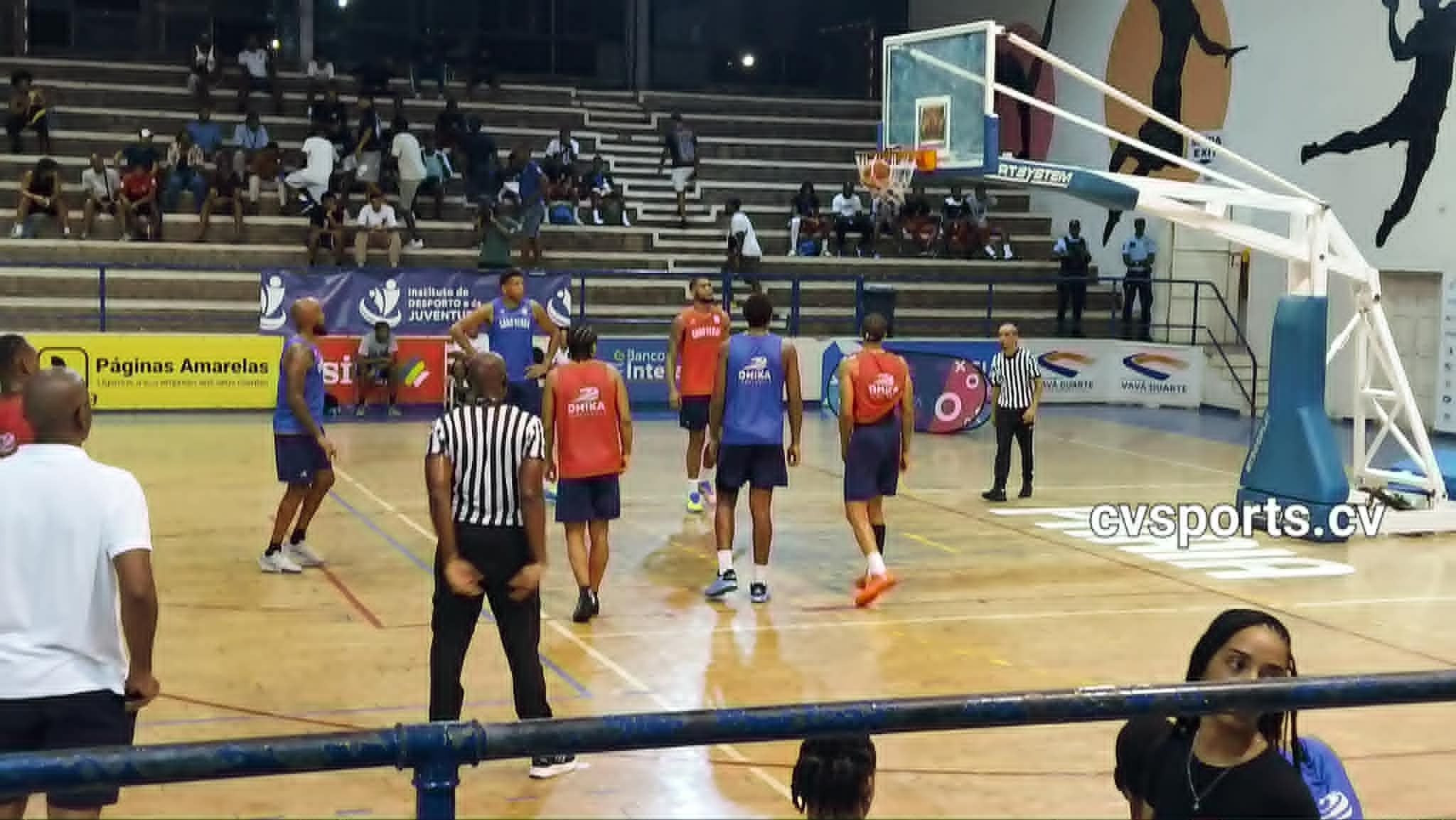 Seleção Nacional de Basquetebol realiza um jogo treino na apresentação ao público no Vává Duarte