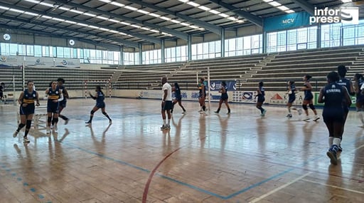 Seleccionador destaca renovação da selecção feminina de voleibol rumo ao apuramento para os Jogos Africanos