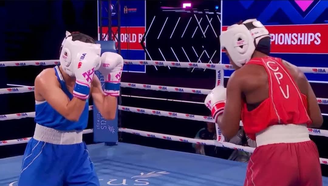 Nancy Moreira no Mundial Feminino de Boxe na Servia