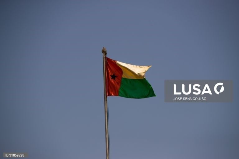 PM de transição guineense diz que “ninguém tem medo de sanções” da CEDEAO