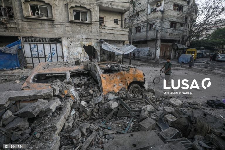 Amnistia Internacional acusa Hamas de atacar palestinianos que criticam grupo