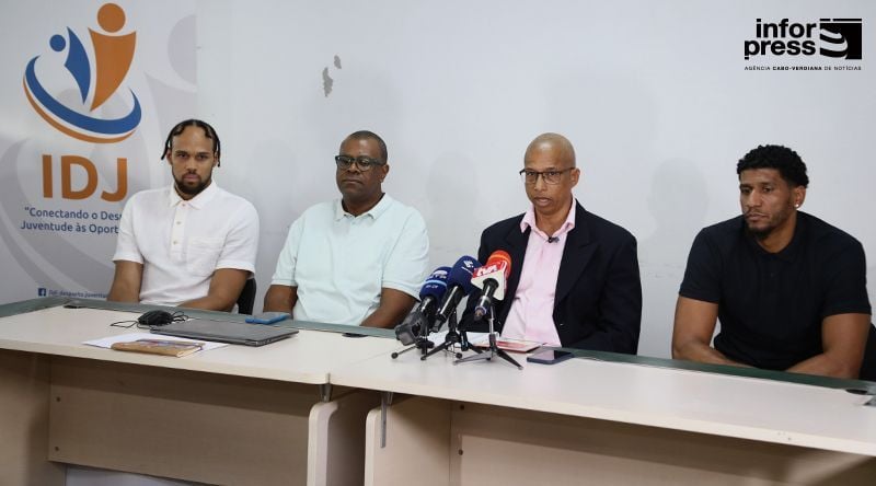 Comissão de gestão do basquetebol reconduz Mané Trovoada no cargo do selecionador e solicita intervenção do Governo