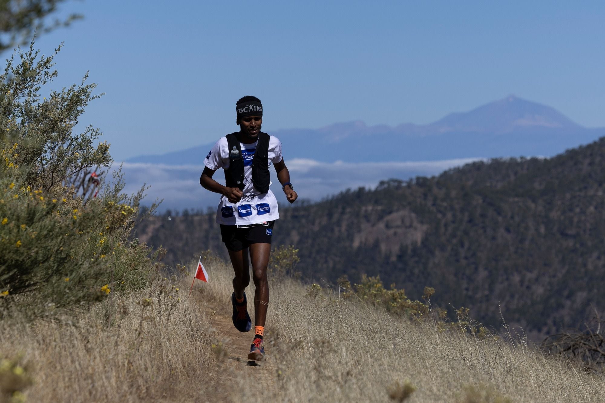 Atletismo: Emicela Team Cabo Verde compete três atletas no Foz Coa Doa Trail’2025