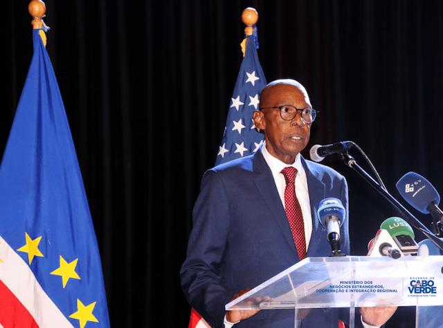 Óbito: Faleceu o diplomata José Filomeno Monteio ex-ministro dos Negócios Estrangeiros