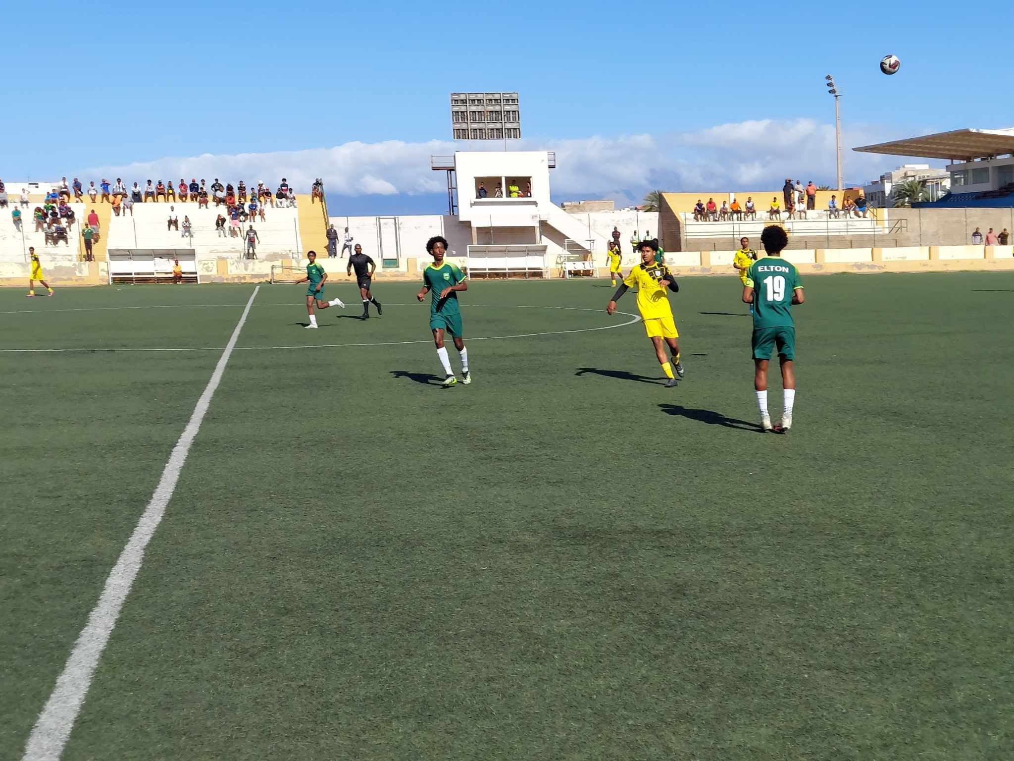 Escola Vitória do Maio e EPIF da Praia são os Finalistas do Campeonato Nacional de Futebol Sub/17